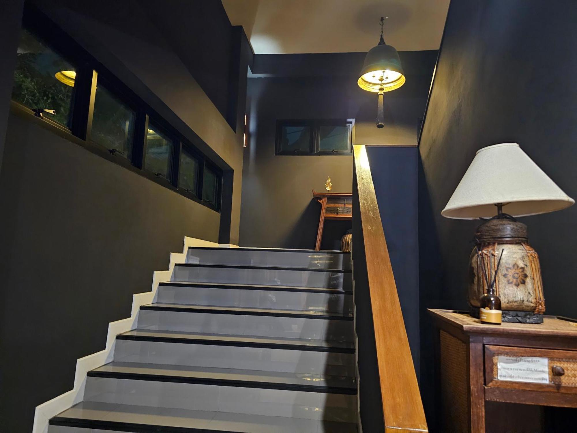 The Lantern Suites Ban Song Hong Eksteriør bilde
