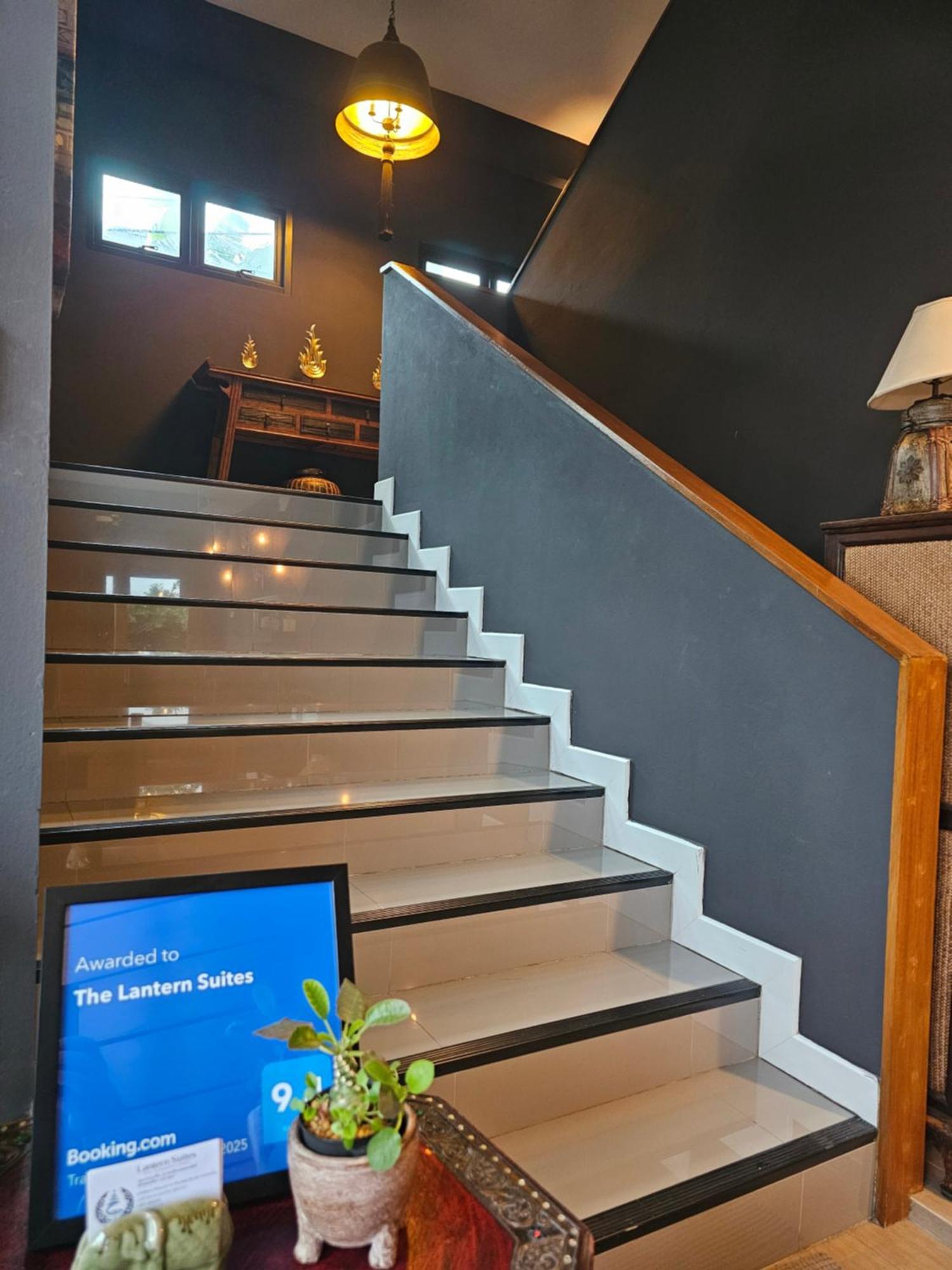 The Lantern Suites Ban Song Hong Eksteriør bilde